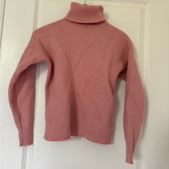 Vintage pink turtleneck - Picture 1 of 2